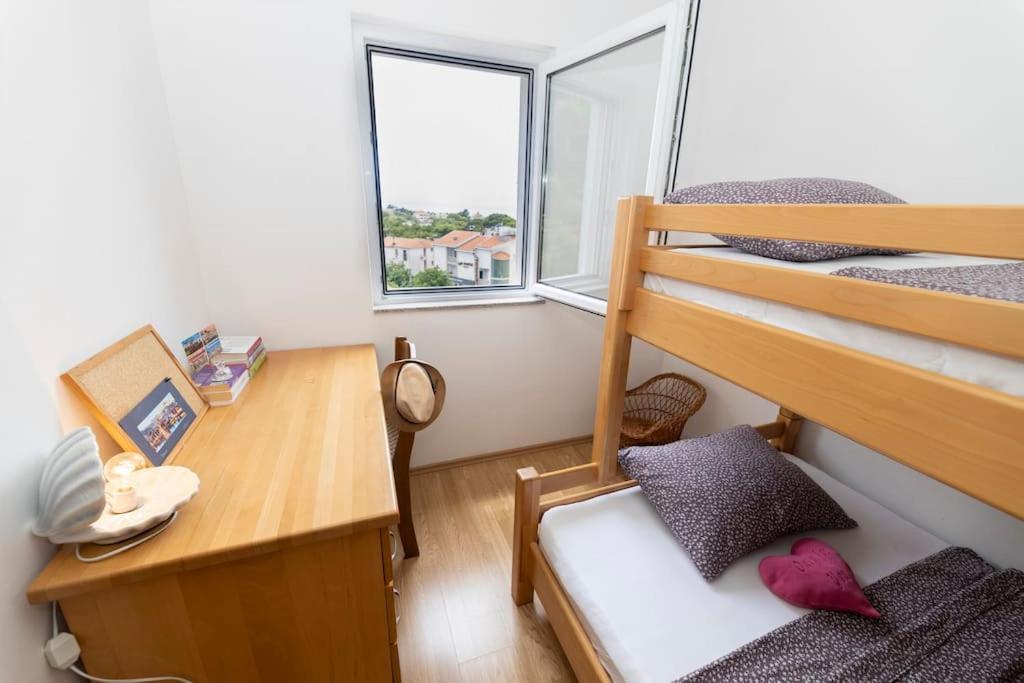 Smile Beach Family Apartment Makarska