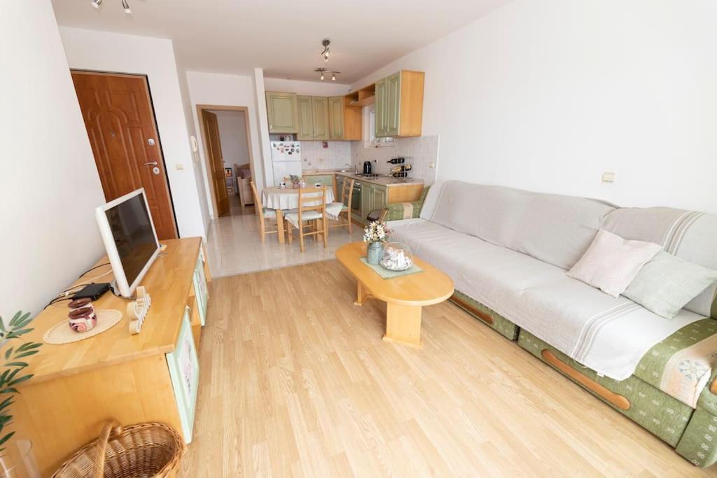 Smile Beach Family Apartment